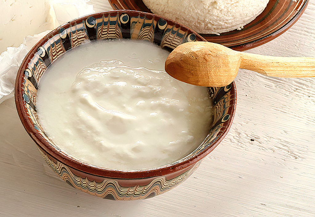 Homemade Bulgarian Yogurt: A Taste of Tradition