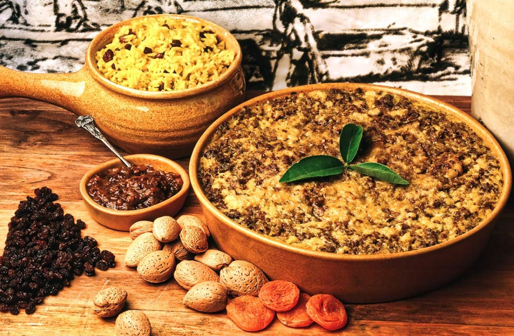 Dive into the rich, aromatic flavors of Cape Malay Bobotie, a delicious fusion of spiced meat, sweet raisins, and smooth egg custard, bringing a taste of South African culinary heritage to your table.